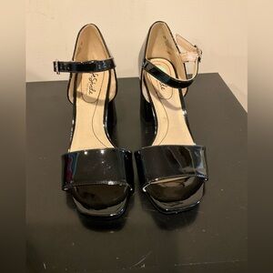 NWT Life Stride Black Patent Block Heel Sandals with Ankle Strap Size 8.5